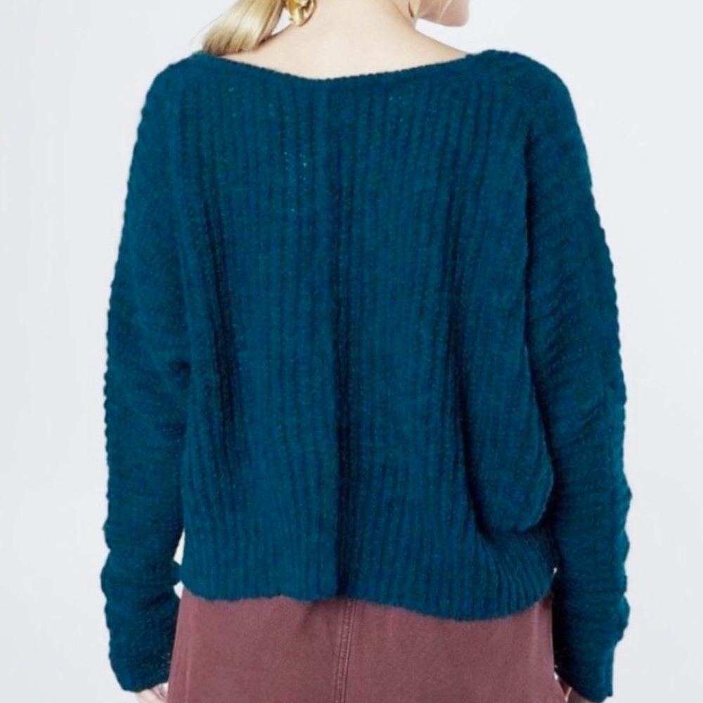 Free People Moonbeam V Neck Alpaca Blend Sweater M NWT - Picture 5 of 13